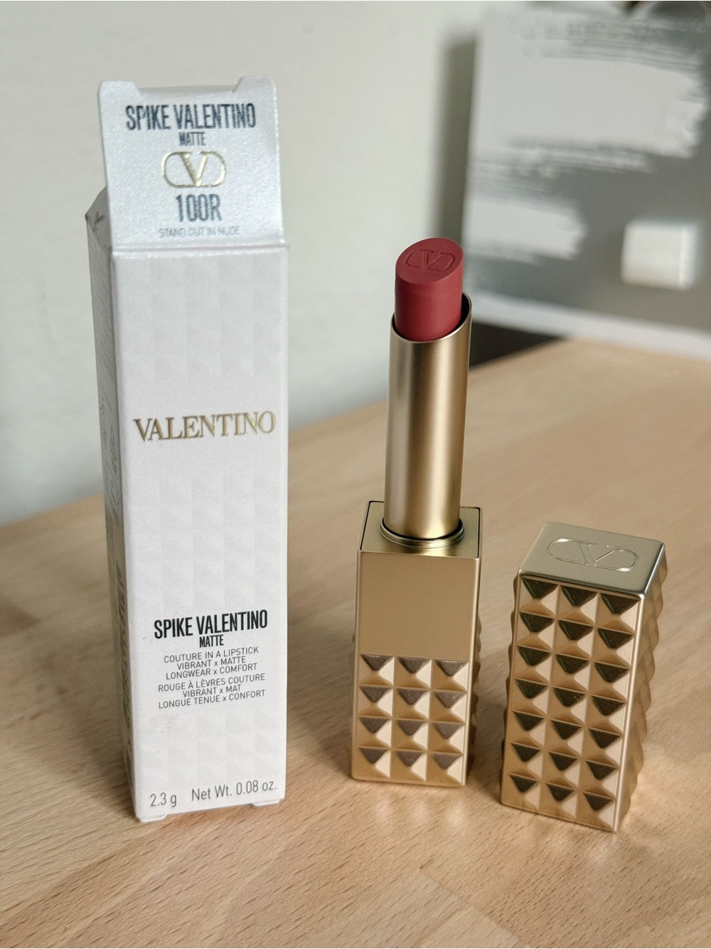 Valentino Spike Matte Lipstick - 100R Stand Out in Nude (Pink)